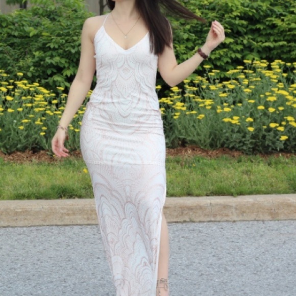 Elegant White and Rose Gold Gown - Picture 3 of 5